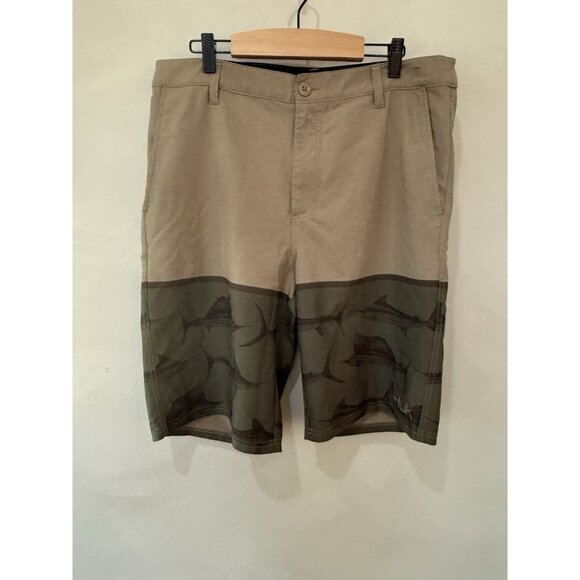 Huk Fishing Shorts Mens Large Performance Outdoor Stretch 34 Fish Beige Green - Picture 1 of 5